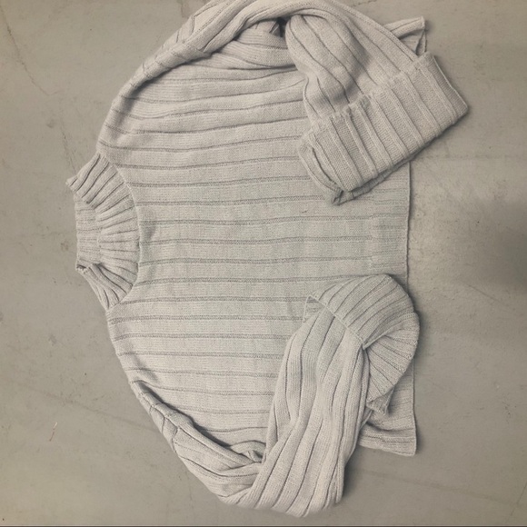 BooHoo women’s gray‎ didn’t cropped turtleneck 8-10 - Picture 7 of 8